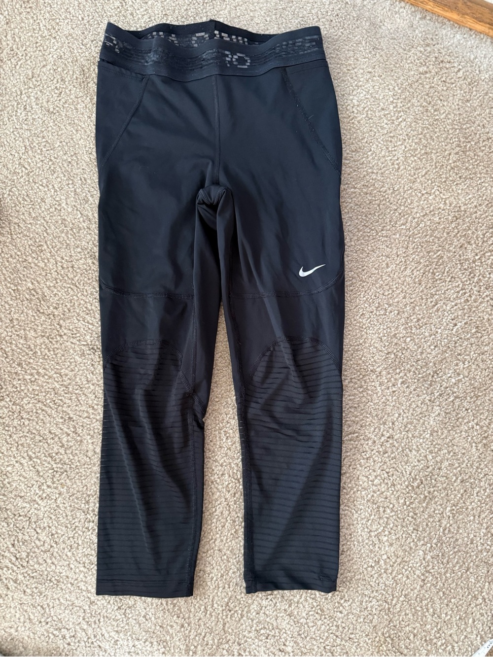 Nike Pro Dri-FIT Black Workout Leggings Cropped Mesh Panel Size M